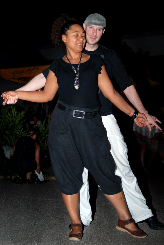 Let the music play - Eine Dokumentation über Musik und ihre Menschen