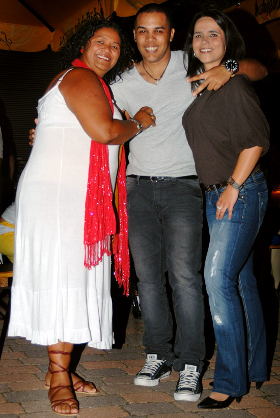 Let the music play - Eine Dokumentation über Musik und ihre Menschen