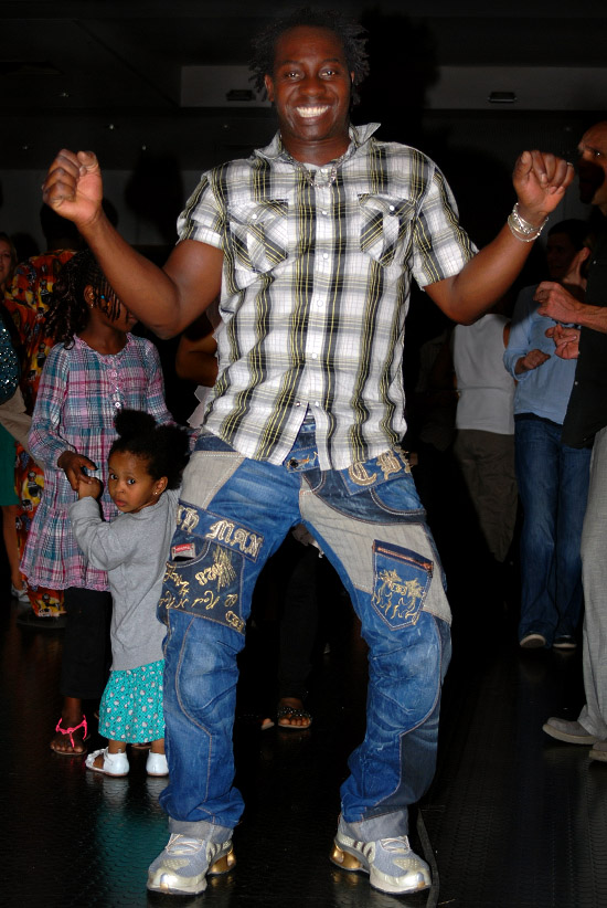 Let the music play - Eine Dokumentation über Musik und ihre Menschen