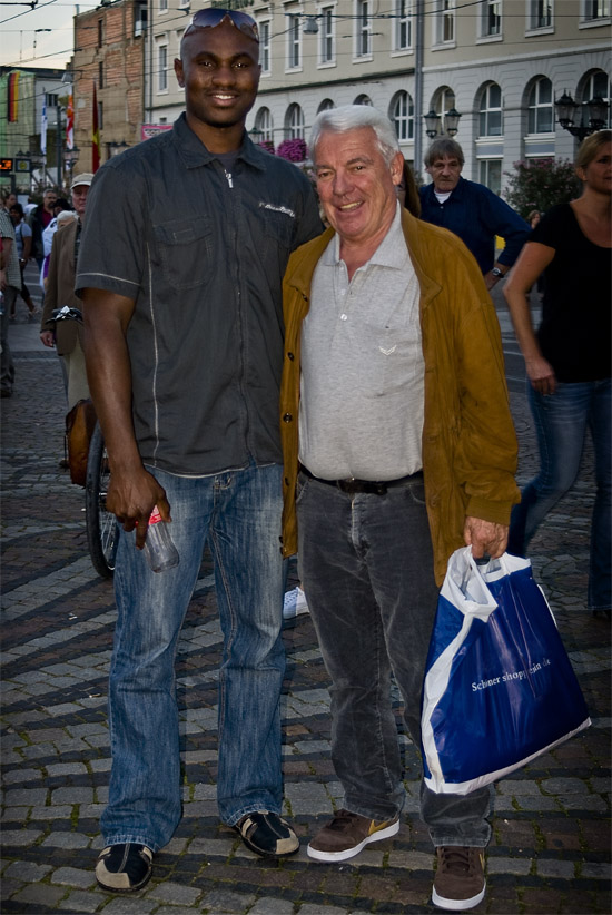 Let the music play - Eine Dokumentation über Musik und ihre Menschen