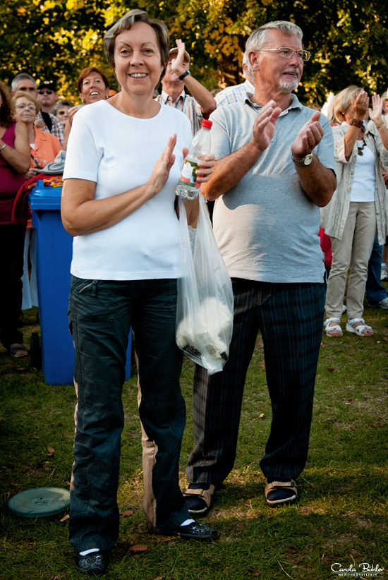 Let the music play - Schlager