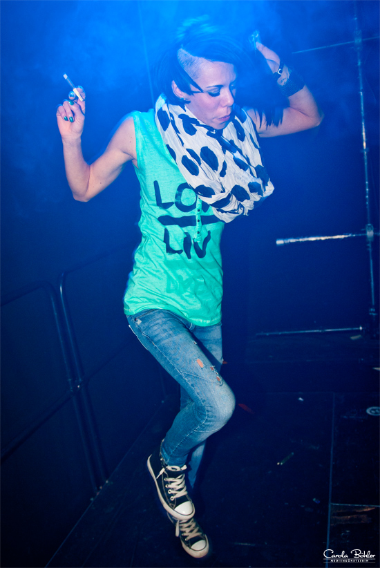 Let the music play - Drum and Bass