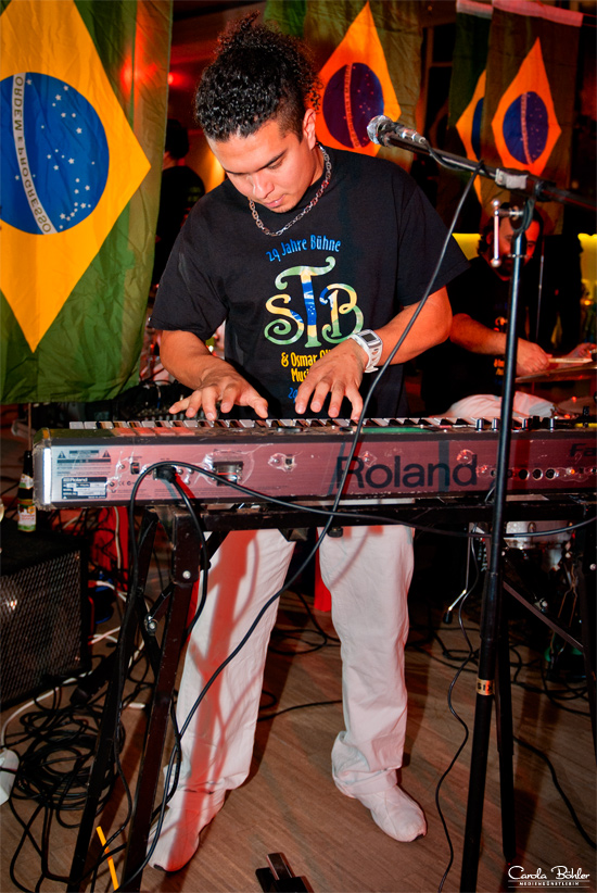 Let the music play - Samba