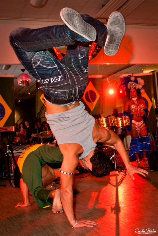 Let the music play - Samba