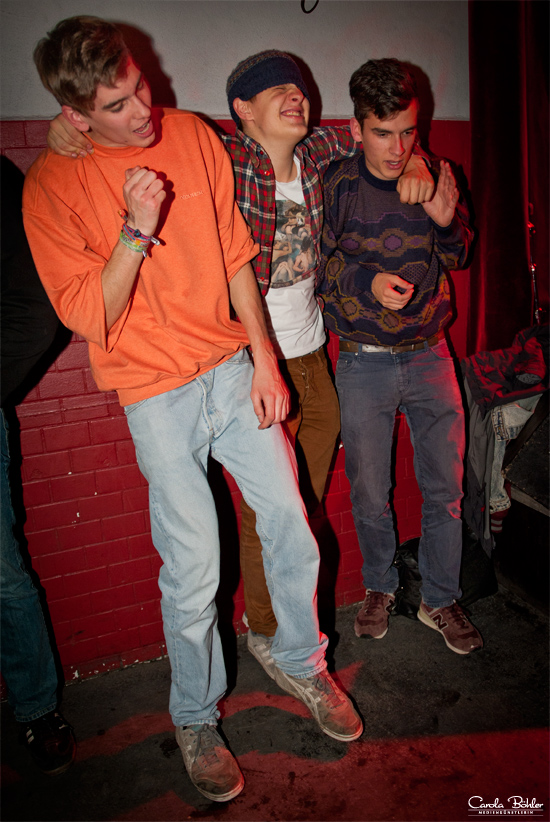 Let the music play - Neo-Psych-Garage-Punk