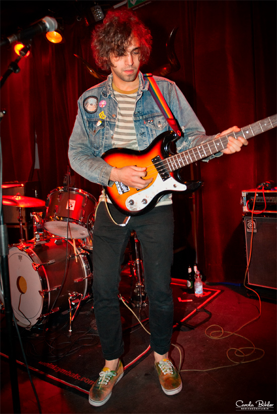 Let the music play - Neo-Psych-Garage-Punk