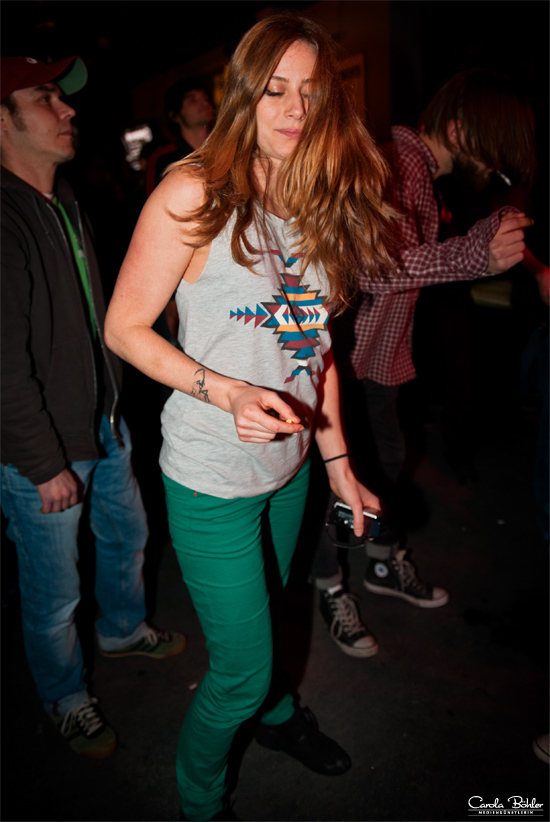 Let the music play - Neo-Psych-Garage-Punk