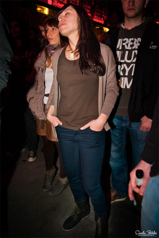 Let the music play - Neo-Psych-Garage-Punk